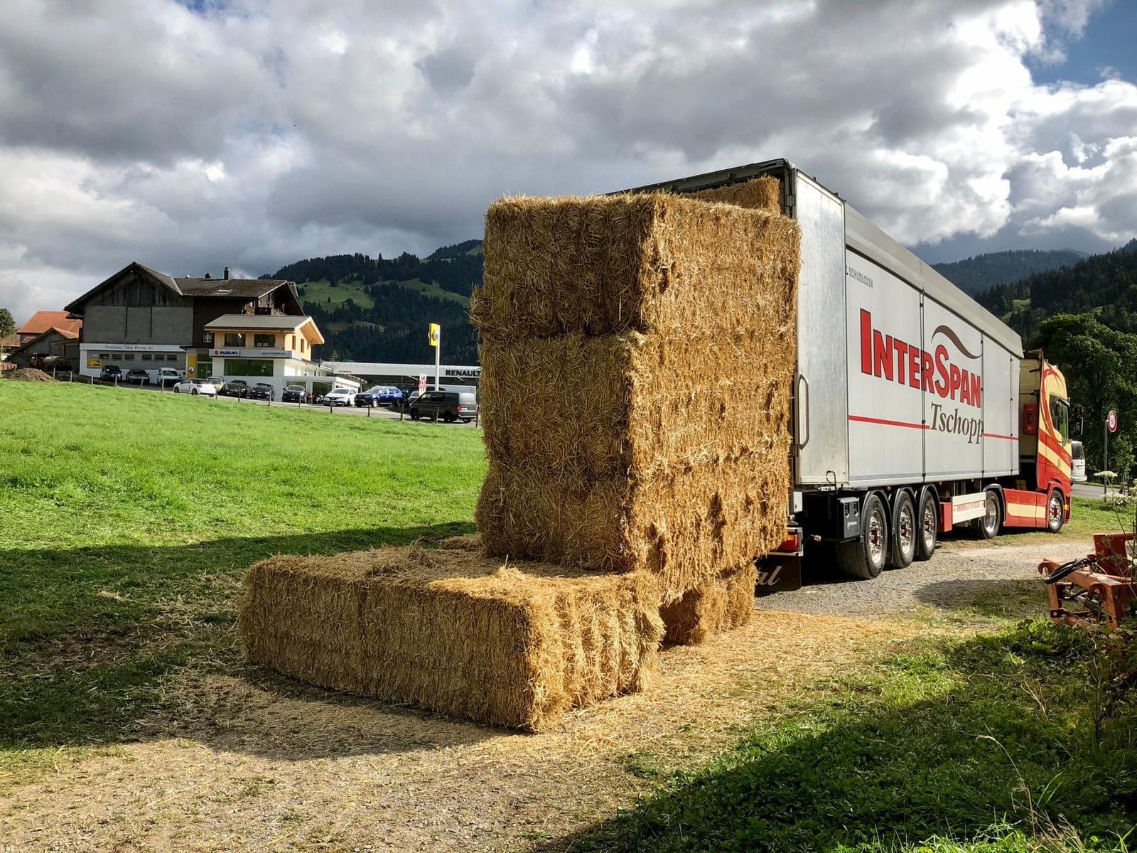 Einblick in den Arbeitsalltag der Interspan Tschopp AG